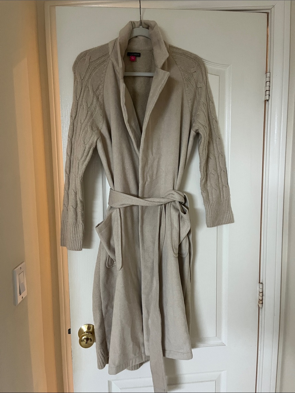 Vince Camuto Cable-Sleeve Wrap Robe in Light Beige